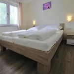 Hafenflair Am Plauer