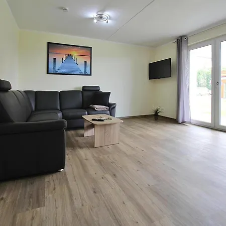 Hafenflair Am Plauer